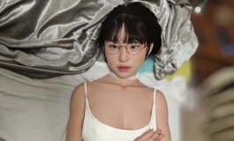 刚买的衣服到了，随便拍几张